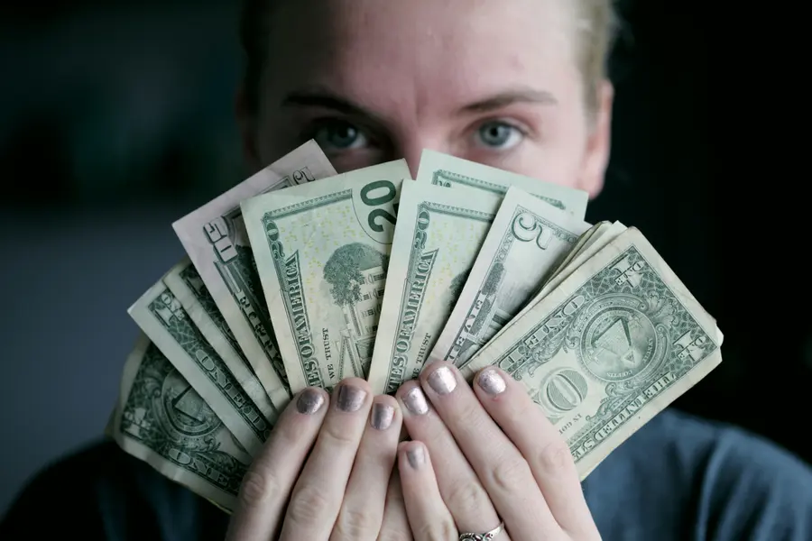 Финансовый успех других людей вызывает у тебя: