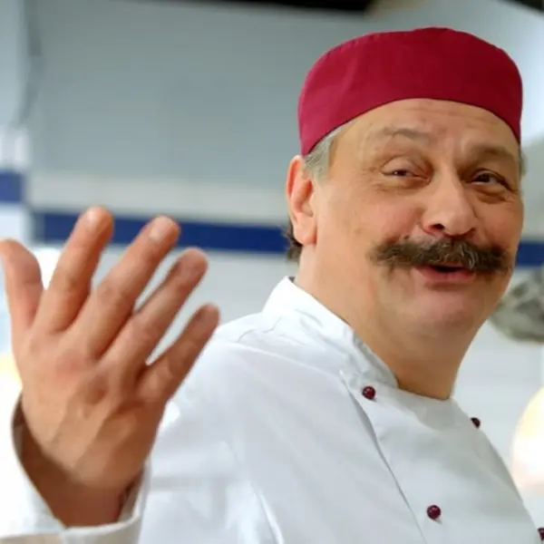 В каком году вышел сериал Кухня?