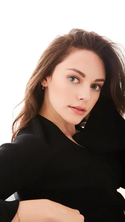 Danielle Rose Russell