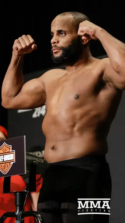 Дэниел Кормье