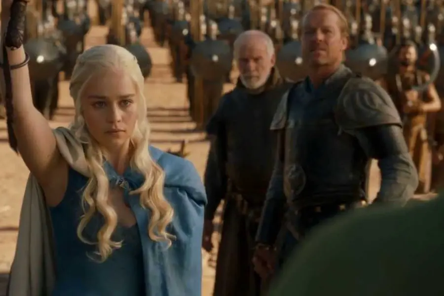 Which city does Daenerys free from slavery first?